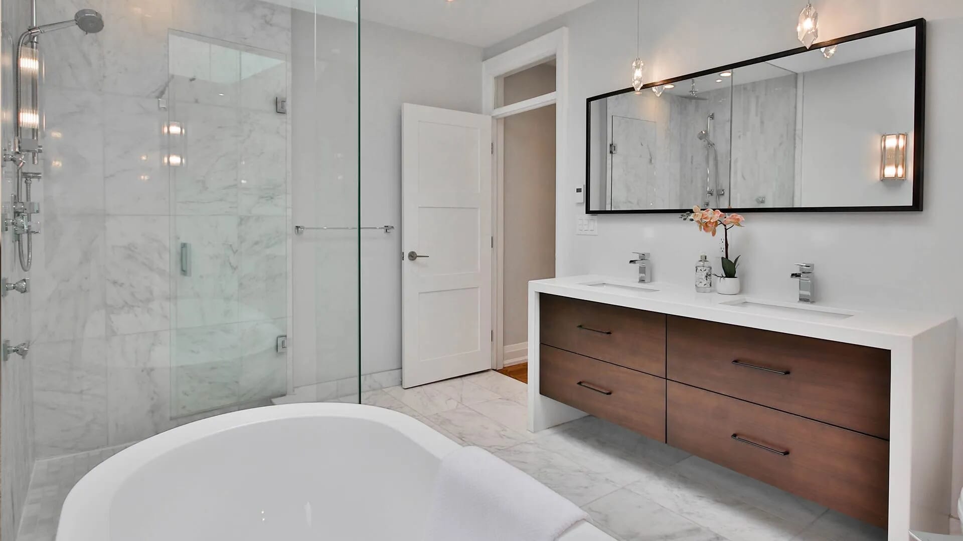 bathroom with tub remodeling in tucson